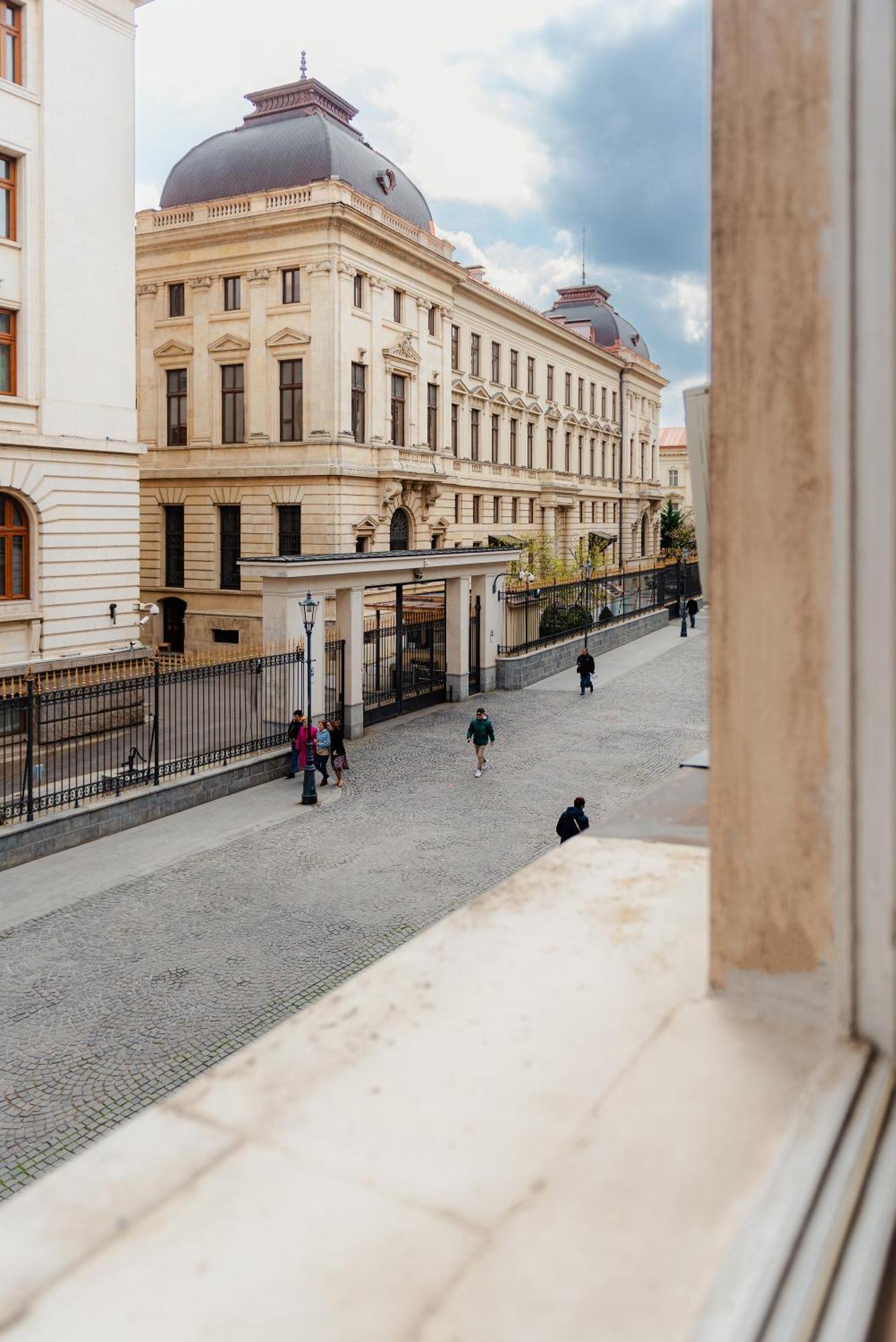 Heart Of Old Town * Bucureşti